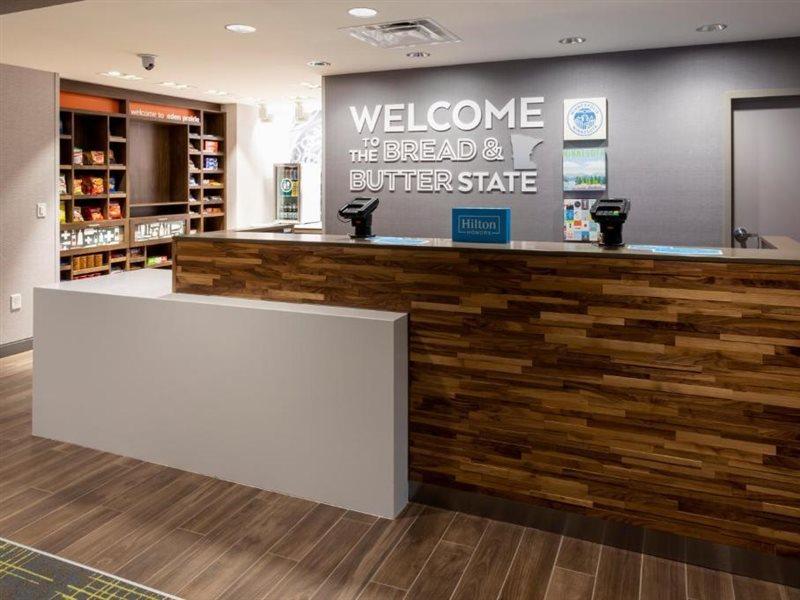 Hampton Inn Eden Prairie Minneapolis Екстериор снимка